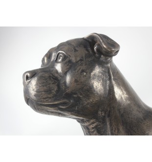 Staffordshire Bull Terrier ekskluzywna seria figurki psa Art-Dog